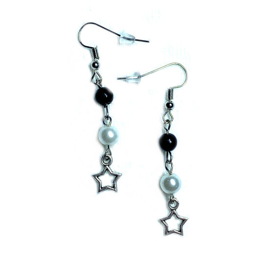 Earrings with Stars and Black and White